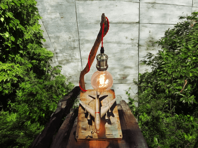 Lampe Avion
