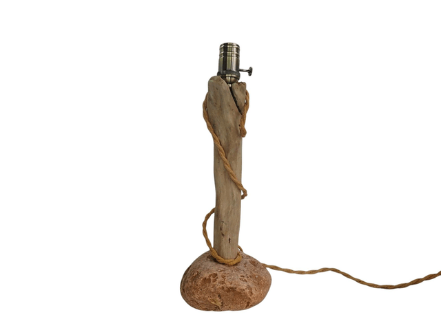 Lampe bois flotté